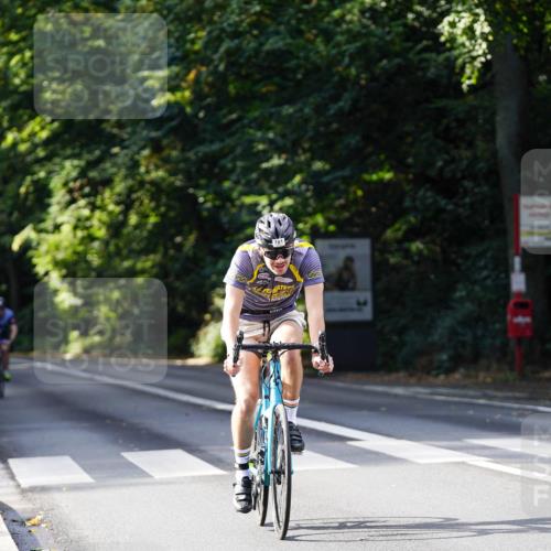 14.09.2025 - Stadtparktriathlon Michael Burmester http://msf.ph/oto/8910581 14.09.2025 10:48:32 Radfahren 769, 781, 807 meine-sportfotos.de