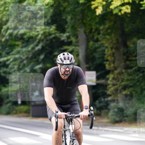 14.09.2025 - Stadtparktriathlon Michael Burmester http://msf.ph/oto/8910617 14.09.2025 10:49:33 Radfahren 712, 714, 791, 821 meine-sportfotos.de