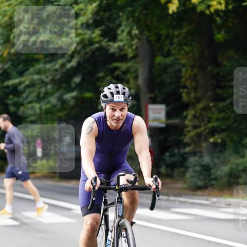 14.09.2025 - Stadtparktriathlon Michael Burmester http://msf.ph/oto/8910633 14.09.2025 10:50:00 Radfahren 767 meine-sportfotos.de
