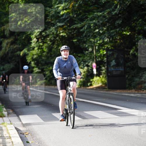 14.09.2025 - Stadtparktriathlon Michael Burmester http://msf.ph/oto/8910648 14.09.2025 10:50:29 Radfahren 683, 698, 710, 763 meine-sportfotos.de
