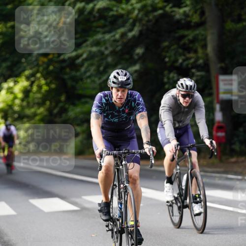 14.09.2025 - Stadtparktriathlon Michael Burmester http://msf.ph/oto/8910698 14.09.2025 10:51:54 Radfahren 651, 693, 724, 727, 743, 750, 752, 775, 804 meine-sportfotos.de
