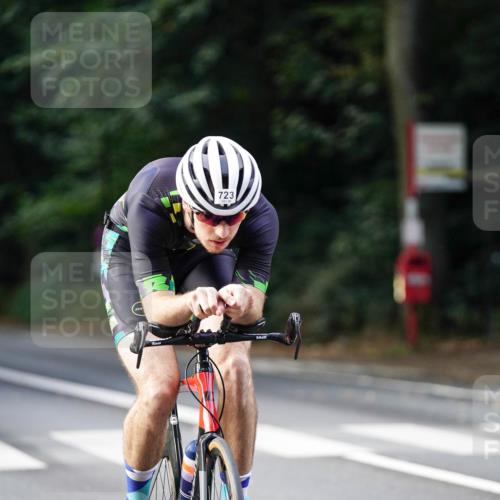 14.09.2025 - Stadtparktriathlon Michael Burmester http://msf.ph/oto/8910749 14.09.2025 10:52:50 Radfahren 646, 657, 718, 723 meine-sportfotos.de