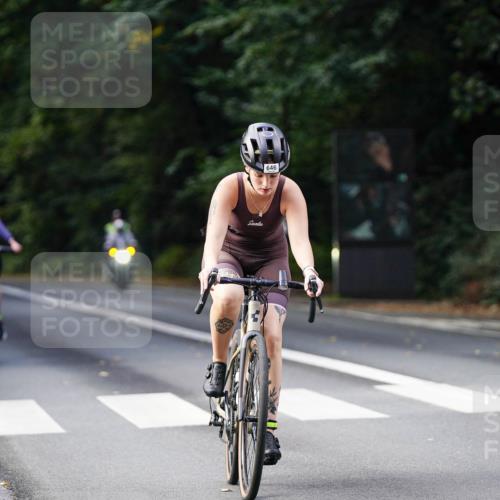 14.09.2025 - Stadtparktriathlon Michael Burmester http://msf.ph/oto/8910750 14.09.2025 10:52:51 Radfahren 646, 657, 718, 723 meine-sportfotos.de