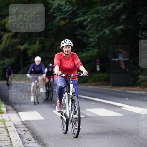 14.09.2025 - Stadtparktriathlon Michael Burmester http://msf.ph/oto/8910767 14.09.2025 10:53:24 Radfahren 628, 639, 648 meine-sportfotos.de