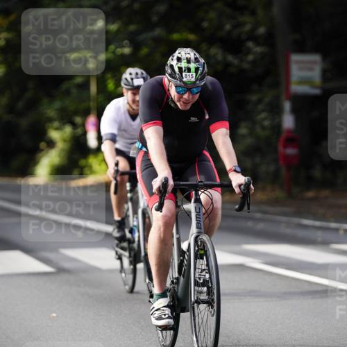 14.09.2025 - Stadtparktriathlon Michael Burmester http://msf.ph/oto/8910801 14.09.2025 10:54:27 Radfahren 629, 688, 779, 815, 823, 865, 880 meine-sportfotos.de