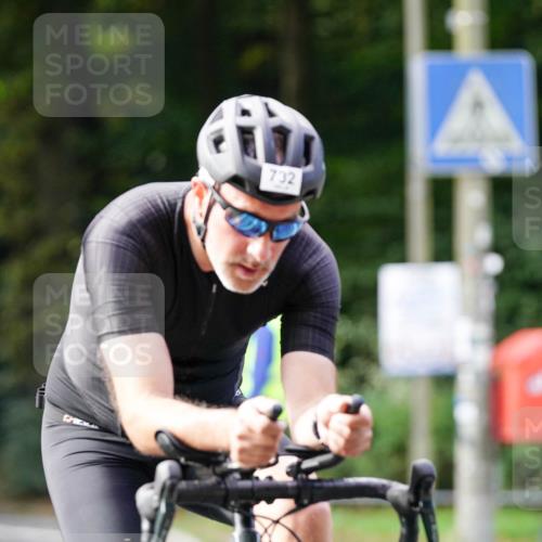 14.09.2025 - Stadtparktriathlon Michael Burmester http://msf.ph/oto/8910819 14.09.2025 10:54:43 Radfahren 627, 671, 702, 728, 732, 736, 749, 825 meine-sportfotos.de