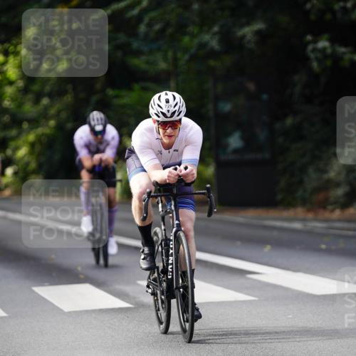 14.09.2025 - Stadtparktriathlon Michael Burmester http://msf.ph/oto/8910822 14.09.2025 10:54:50 Radfahren 627, 636, 687, 700, 702, 704, 728, 736, 780, 787, 790, 825, 901 meine-sportfotos.de