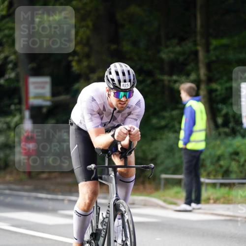 14.09.2025 - Stadtparktriathlon Michael Burmester http://msf.ph/oto/8910826 14.09.2025 10:54:51 Radfahren 627, 636, 687, 700, 702, 704, 728, 736, 780, 787, 790, 825, 901 meine-sportfotos.de