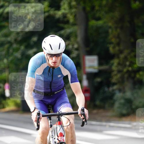 14.09.2025 - Stadtparktriathlon Michael Burmester http://msf.ph/oto/8910827 14.09.2025 10:54:52 Radfahren 627, 636, 687, 700, 702, 704, 728, 736, 780, 787, 790, 825, 901 meine-sportfotos.de