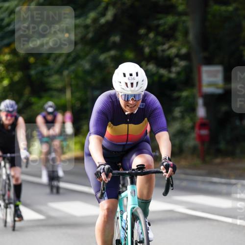 14.09.2025 - Stadtparktriathlon Michael Burmester http://msf.ph/oto/8910831 14.09.2025 10:54:55 Radfahren 636, 687, 700, 704, 728, 780, 786, 787, 790, 825, 901 meine-sportfotos.de