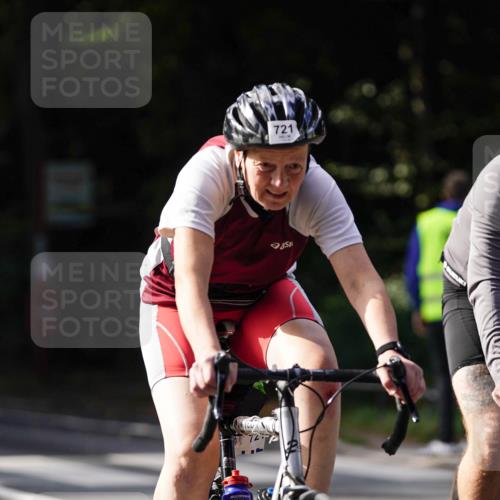 14.09.2025 - Stadtparktriathlon Michael Burmester http://msf.ph/oto/8910849 14.09.2025 10:55:12 Radfahren 632, 686, 699, 705, 721, 729, 769, 847 meine-sportfotos.de