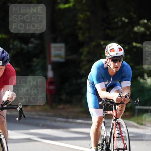 14.09.2025 - Stadtparktriathlon Michael Burmester http://msf.ph/oto/8910881 14.09.2025 10:55:55 Radfahren 647, 740, 765, 792, 818, 851 meine-sportfotos.de