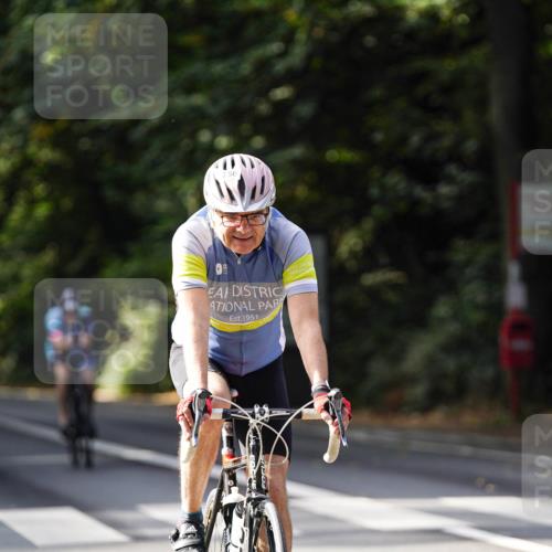 14.09.2025 - Stadtparktriathlon Michael Burmester http://msf.ph/oto/8910899 14.09.2025 10:56:25 Radfahren 645, 756, 760, 763, 802, 888 meine-sportfotos.de