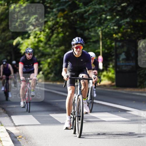 14.09.2025 - Stadtparktriathlon Michael Burmester http://msf.ph/oto/8910907 14.09.2025 10:56:32 Radfahren 645, 763, 774, 778, 802, 803, 849, 888 meine-sportfotos.de