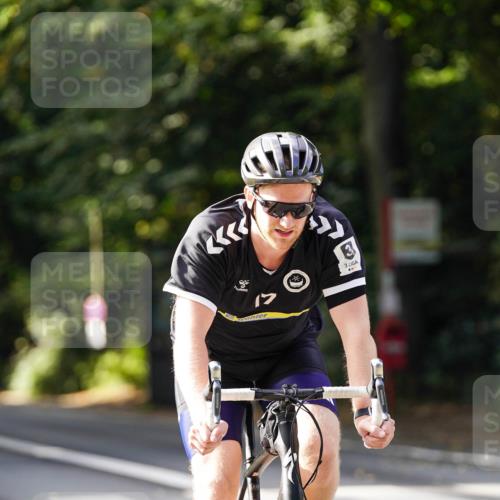 14.09.2025 - Stadtparktriathlon Michael Burmester http://msf.ph/oto/8910923 14.09.2025 10:56:44 Radfahren 697, 746, 755, 767, 771, 774, 776, 788, 807, 811, 849, 914 meine-sportfotos.de