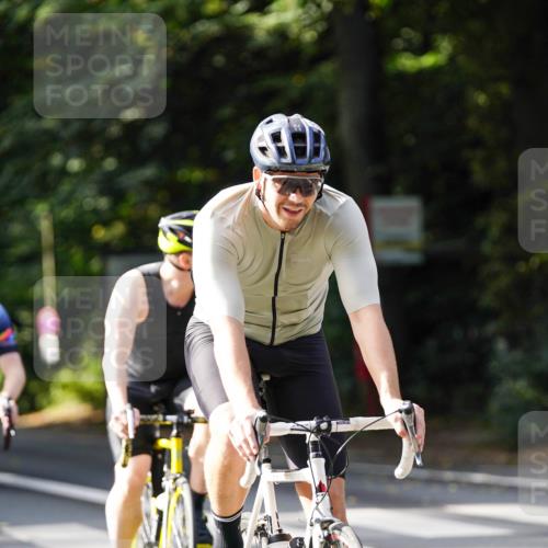 14.09.2025 - Stadtparktriathlon Michael Burmester http://msf.ph/oto/8910929 14.09.2025 10:56:49 Radfahren 697, 746, 755, 764, 767, 771, 776, 783, 796, 807, 811, 817, 914 meine-sportfotos.de