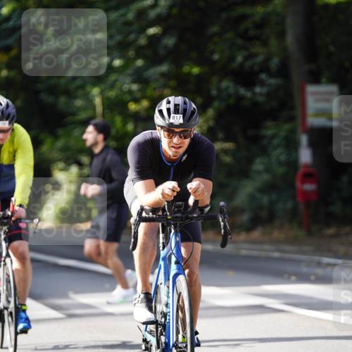 14.09.2025 - Stadtparktriathlon Michael Burmester http://msf.ph/oto/8910936 14.09.2025 10:56:54 Radfahren 697, 746, 755, 764, 767, 783, 796, 798, 807, 817, 909, 914 meine-sportfotos.de