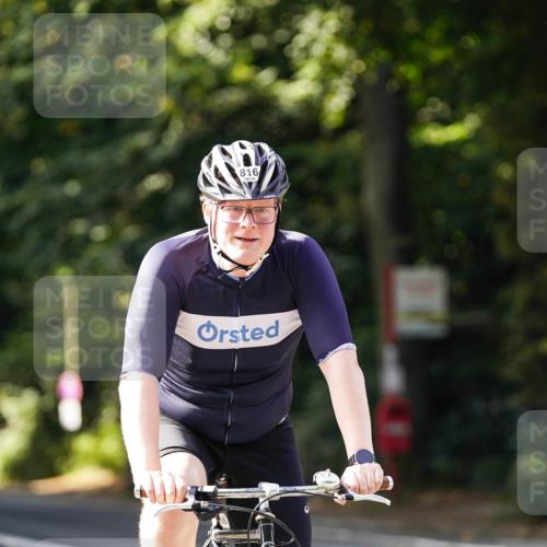 14.09.2025 - Stadtparktriathlon Michael Burmester http://msf.ph/oto/8910985 14.09.2025 10:58:02 Radfahren 637, 791, 816, 826, 836, 853 meine-sportfotos.de