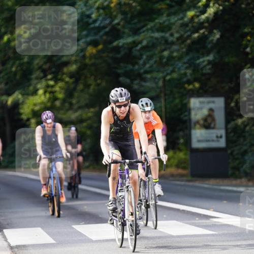14.09.2025 - Stadtparktriathlon Michael Burmester http://msf.ph/oto/8911067 14.09.2025 11:00:04 Radfahren 678, 839, 858, 874, 894 meine-sportfotos.de