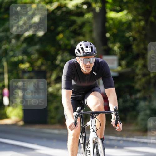 14.09.2025 - Stadtparktriathlon Michael Burmester http://msf.ph/oto/8911220 14.09.2025 11:03:16 Radfahren 646, 708, 788, 849, 877, 888 meine-sportfotos.de