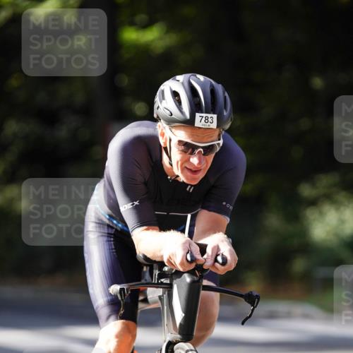 14.09.2025 - Stadtparktriathlon Michael Burmester http://msf.ph/oto/8911233 14.09.2025 11:03:29 Radfahren 657, 668, 764, 782, 783, 788, 811, 817 meine-sportfotos.de