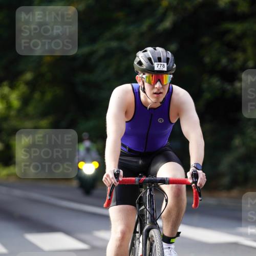 14.09.2025 - Stadtparktriathlon Michael Burmester http://msf.ph/oto/8911264 14.09.2025 11:04:09 Radfahren 655, 755, 778, 818, 911, 914 meine-sportfotos.de