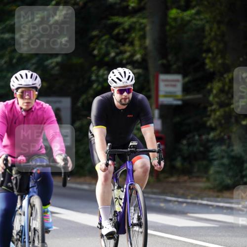 14.09.2025 - Stadtparktriathlon Michael Burmester http://msf.ph/oto/8911270 14.09.2025 11:04:19 Radfahren 628, 655, 671, 686, 755, 771, 774, 802, 803, 818, 857 meine-sportfotos.de