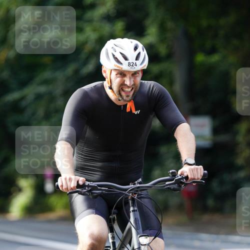 14.09.2025 - Stadtparktriathlon Michael Burmester http://msf.ph/oto/8911285 14.09.2025 11:04:40 Radfahren 627, 746, 754, 807, 824, 905 meine-sportfotos.de
