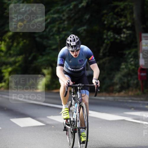 14.09.2025 - Stadtparktriathlon Michael Burmester http://msf.ph/oto/8911286 14.09.2025 11:04:41 Radfahren 627, 746, 754, 807, 824, 905 meine-sportfotos.de