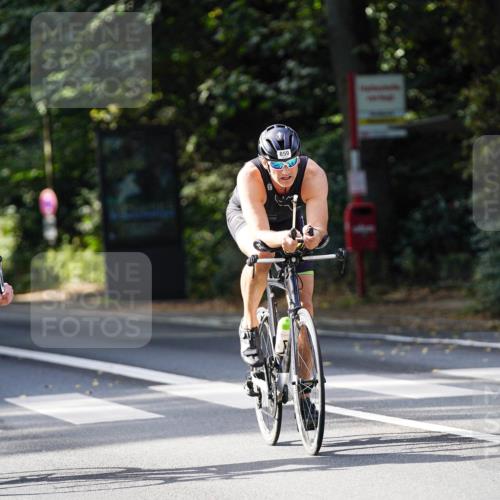 14.09.2025 - Stadtparktriathlon Michael Burmester http://msf.ph/oto/8911331 14.09.2025 11:05:46 Radfahren 744, 750, 756, 759, 799, 804, 859, 861 meine-sportfotos.de