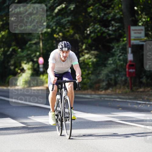 14.09.2025 - Stadtparktriathlon Michael Burmester http://msf.ph/oto/8911354 14.09.2025 11:06:23 Radfahren 791, 800, 873, 889, 917 meine-sportfotos.de