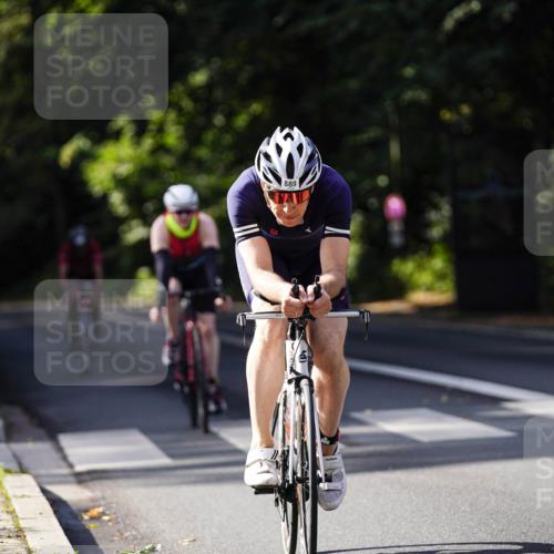 14.09.2025 - Stadtparktriathlon Michael Burmester http://msf.ph/oto/8911355 14.09.2025 11:06:24 Radfahren 791, 800, 873, 889, 917 meine-sportfotos.de