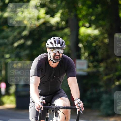 14.09.2025 - Stadtparktriathlon Michael Burmester http://msf.ph/oto/8911402 14.09.2025 11:07:40 Radfahren 723, 821 meine-sportfotos.de