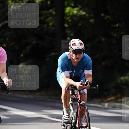 14.09.2025 - Stadtparktriathlon Michael Burmester http://msf.ph/oto/8911473 14.09.2025 11:09:30 Radfahren 729, 736, 780, 815, 851, 900 meine-sportfotos.de