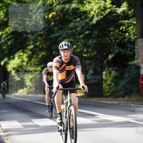 14.09.2025 - Stadtparktriathlon Michael Burmester http://msf.ph/oto/8911557 14.09.2025 11:12:17 Radfahren 734, 746, 774, 801, 803, 807, 835, 846, 905 meine-sportfotos.de
