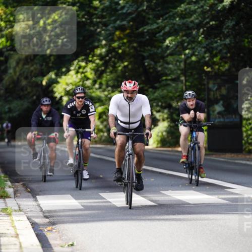 14.09.2025 - Stadtparktriathlon Michael Burmester http://msf.ph/oto/8911596 14.09.2025 11:13:23 Radfahren 776, 828, 857, 897, 973 meine-sportfotos.de