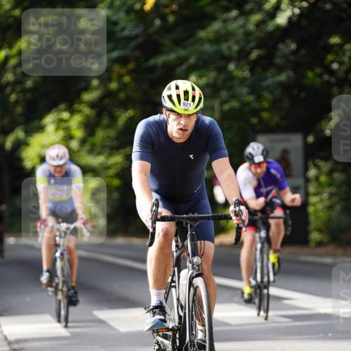 14.09.2025 - Stadtparktriathlon Michael Burmester http://msf.ph/oto/8911657 14.09.2025 11:15:25 Radfahren 756, 777, 829, 837, 842, 870, 880, 901, 921 meine-sportfotos.de