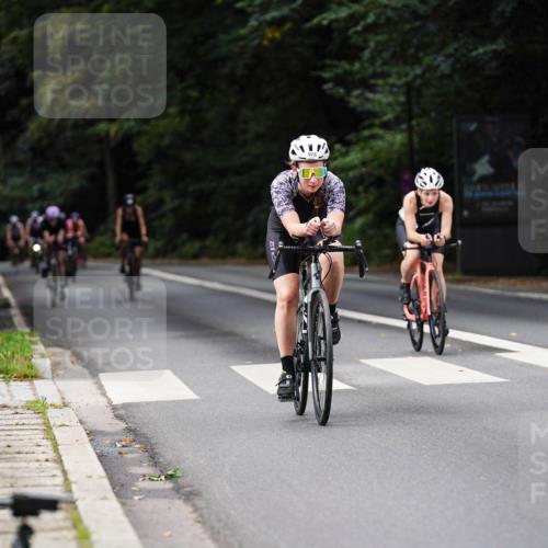 14.09.2025 - Stadtparktriathlon Michael Burmester http://msf.ph/oto/8911740 14.09.2025 11:18:30 Radfahren 934, 935, 951, 976, 993, 1015 meine-sportfotos.de