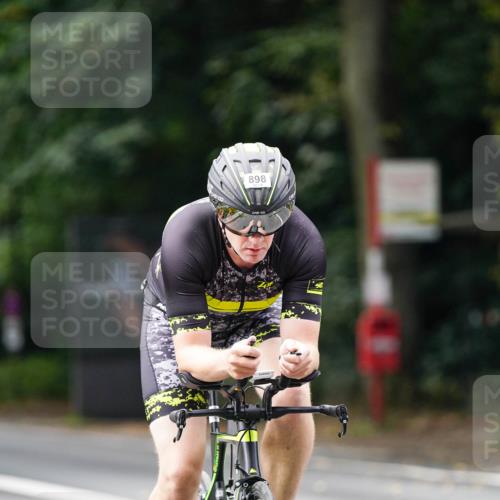 14.09.2025 - Stadtparktriathlon Michael Burmester http://msf.ph/oto/8911792 14.09.2025 11:19:47 Radfahren 825, 836, 898, 1009, 1020 meine-sportfotos.de