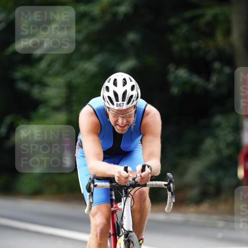 14.09.2025 - Stadtparktriathlon Michael Burmester http://msf.ph/oto/8911805 14.09.2025 11:19:59 Radfahren 836, 841, 867, 975, 984, 990 meine-sportfotos.de