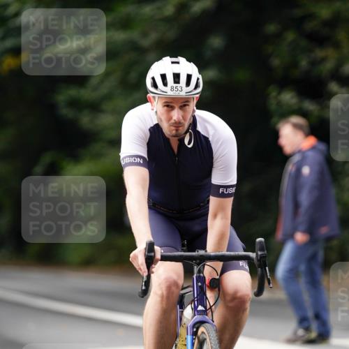 14.09.2025 - Stadtparktriathlon Michael Burmester http://msf.ph/oto/8911825 14.09.2025 11:20:24 Radfahren 772, 847, 853, 859, 865, 872, 874 meine-sportfotos.de