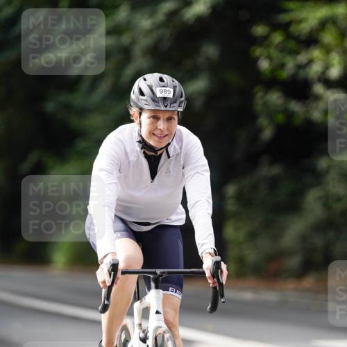 14.09.2025 - Stadtparktriathlon Michael Burmester http://msf.ph/oto/8911850 14.09.2025 11:20:50 Radfahren 848, 861, 938, 949, 989 meine-sportfotos.de