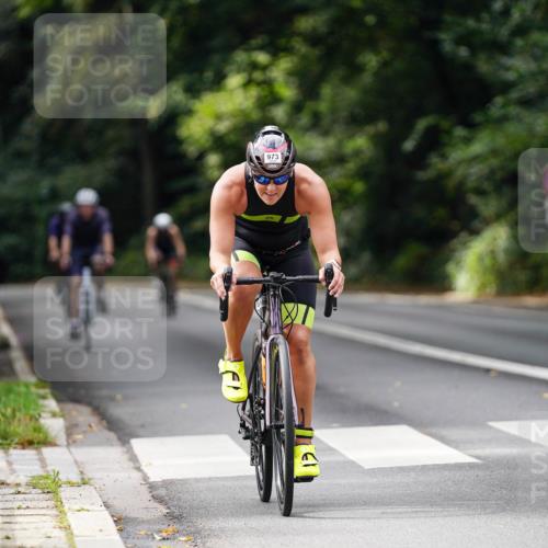 14.09.2025 - Stadtparktriathlon Michael Burmester http://msf.ph/oto/8911860 14.09.2025 11:21:06 Radfahren 822, 827, 937, 973, 982, 1012 meine-sportfotos.de