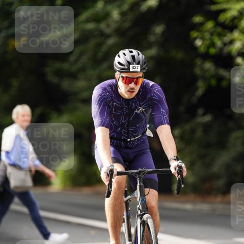 14.09.2025 - Stadtparktriathlon Michael Burmester http://msf.ph/oto/8911868 14.09.2025 11:21:13 Radfahren 822, 827, 973, 1012 meine-sportfotos.de