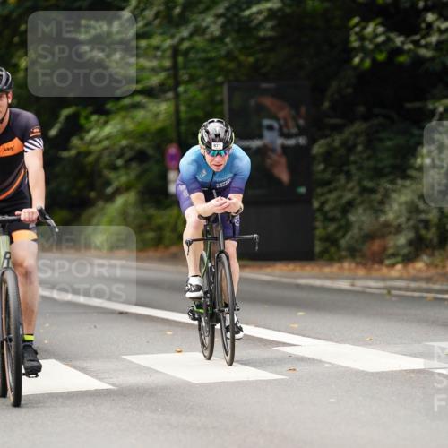 14.09.2025 - Stadtparktriathlon Michael Burmester http://msf.ph/oto/8911873 14.09.2025 11:21:38 Radfahren 734, 871, 891, 927, 955, 960 meine-sportfotos.de