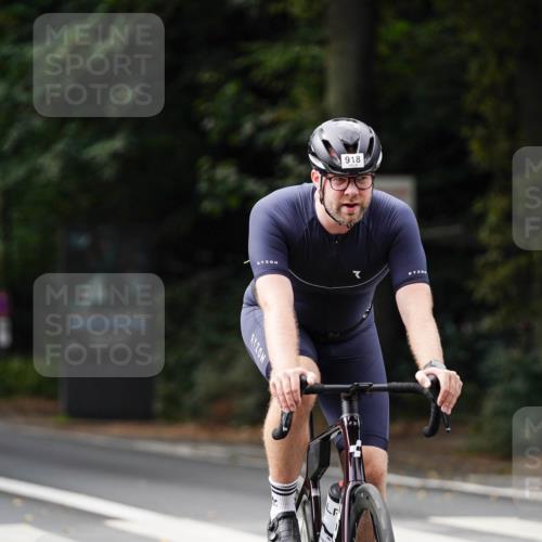 14.09.2025 - Stadtparktriathlon Michael Burmester http://msf.ph/oto/8911951 14.09.2025 11:22:59 Radfahren 829, 831, 851, 882, 918, 920, 948, 963, 974 meine-sportfotos.de