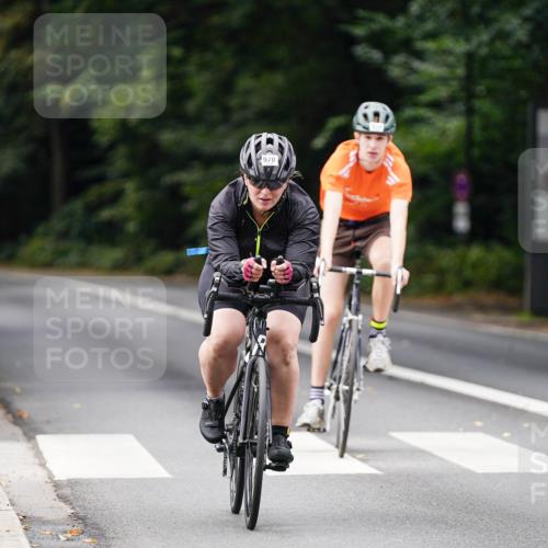 14.09.2025 - Stadtparktriathlon Michael Burmester http://msf.ph/oto/8912015 14.09.2025 11:24:11 Radfahren 823, 894, 915, 924, 968, 970, 987 meine-sportfotos.de