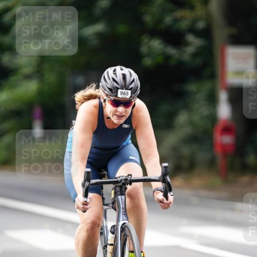 14.09.2025 - Stadtparktriathlon Michael Burmester http://msf.ph/oto/8912021 14.09.2025 11:24:18 Radfahren 894, 968, 970, 980 meine-sportfotos.de