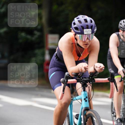 14.09.2025 - Stadtparktriathlon Michael Burmester http://msf.ph/oto/8912082 14.09.2025 11:26:28 Radfahren 846, 902, 926, 934, 935, 993, 1015 meine-sportfotos.de