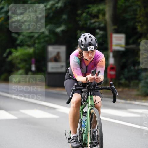14.09.2025 - Stadtparktriathlon Michael Burmester http://msf.ph/oto/8912085 14.09.2025 11:26:30 Radfahren 846, 902, 926, 931, 934, 935, 976, 993, 1015 meine-sportfotos.de